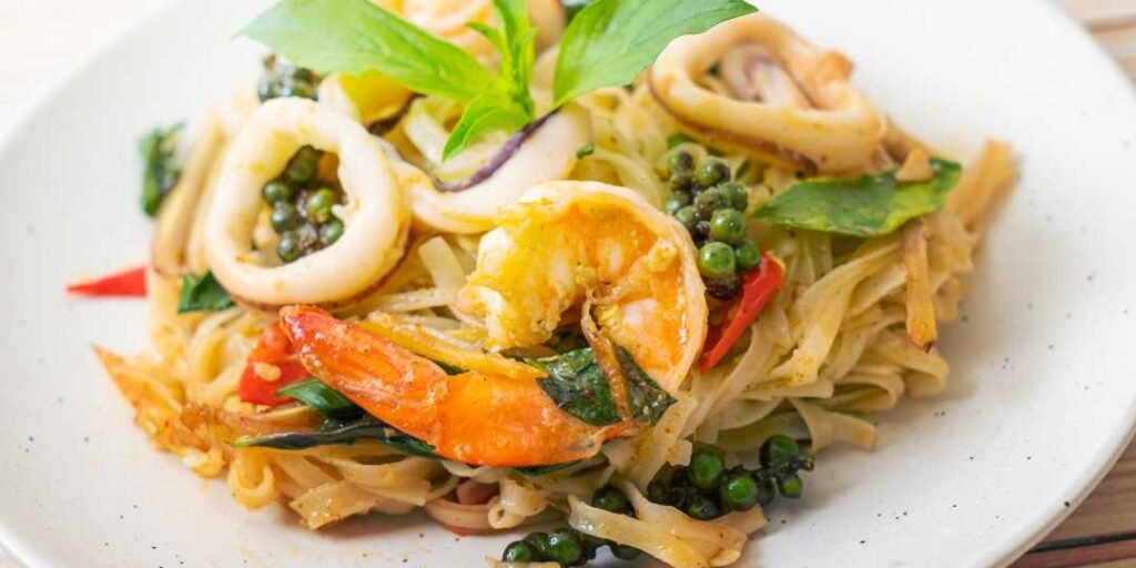 shrimp noodle stir fry, seafood stir fry noodles, mixed shrimp stir fry