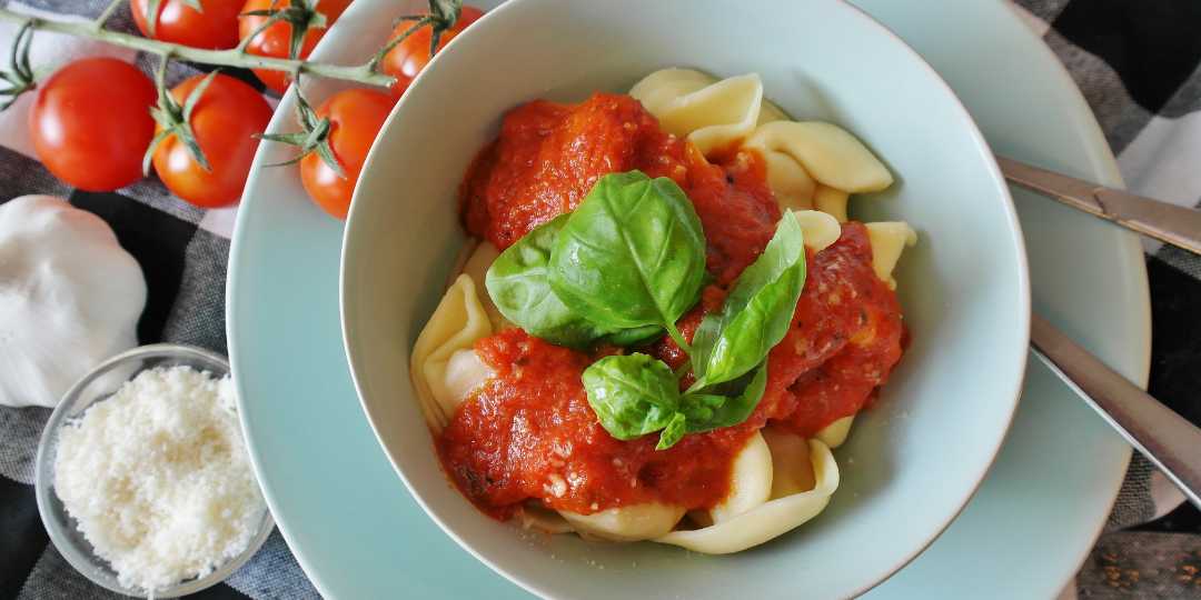 Tomato Basil Tortellini Sauce